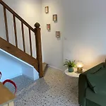 L Atelier De Leon באיו